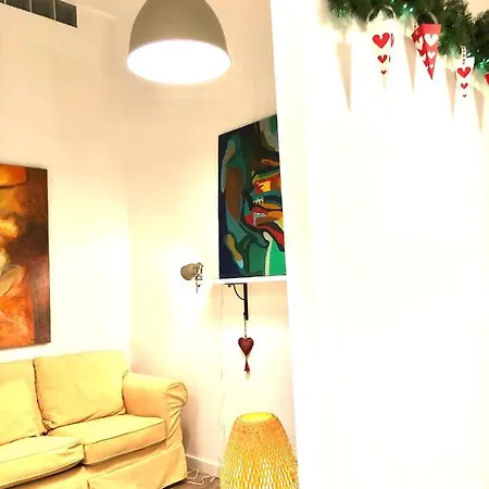 Artistic House & Garden *